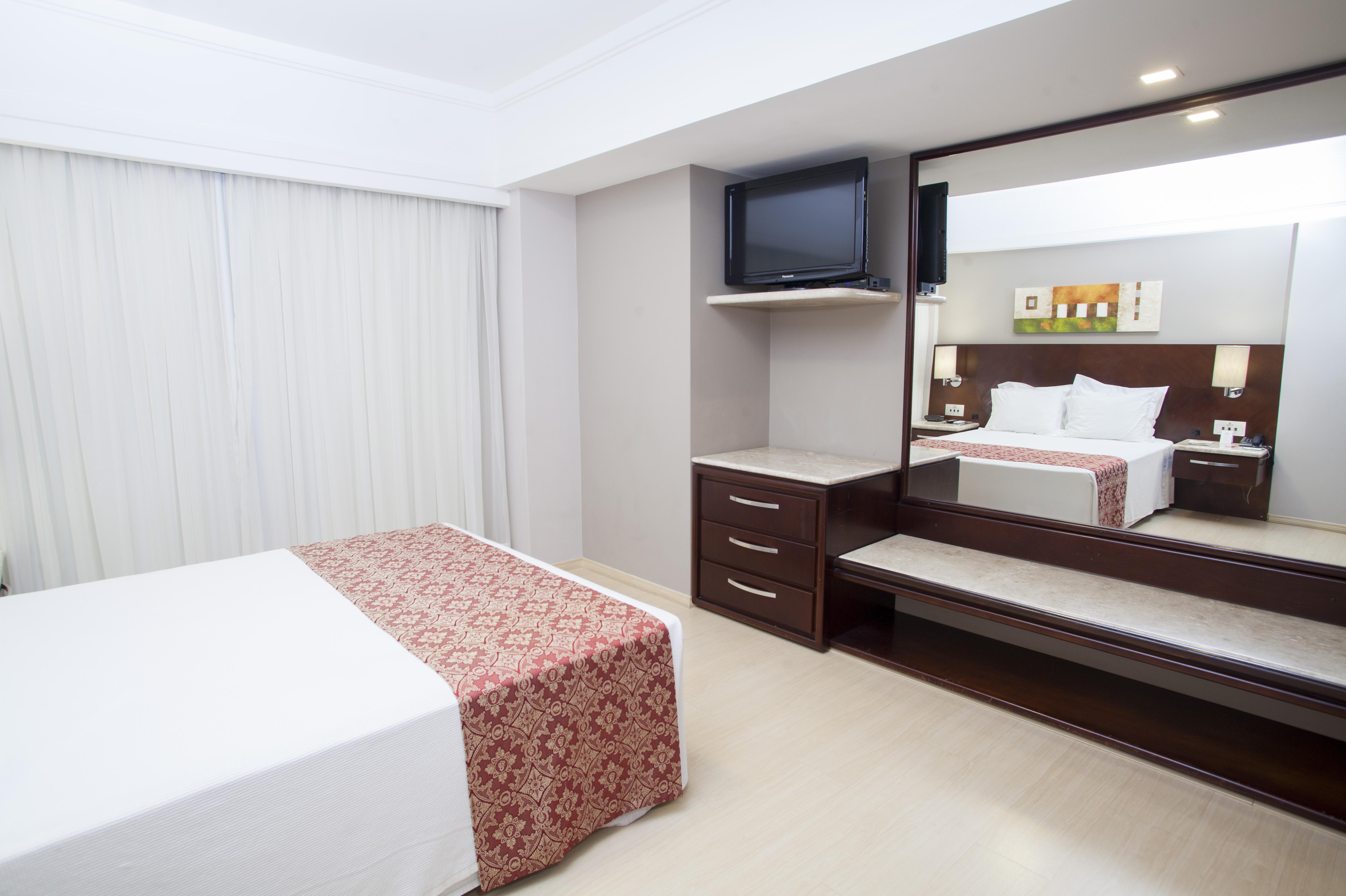 Bourbon Londrina Business Hotel Exterior foto